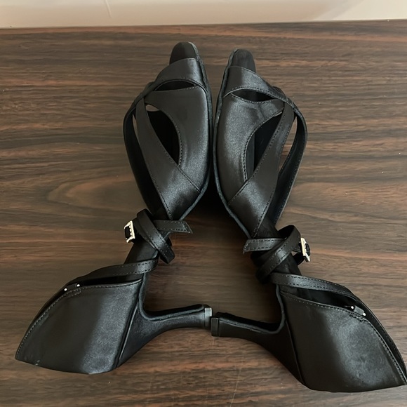 Peep Tor Kitten Heels Size 9.5 - Picture 5 of 8